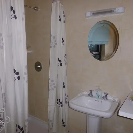 Ben View Клифден